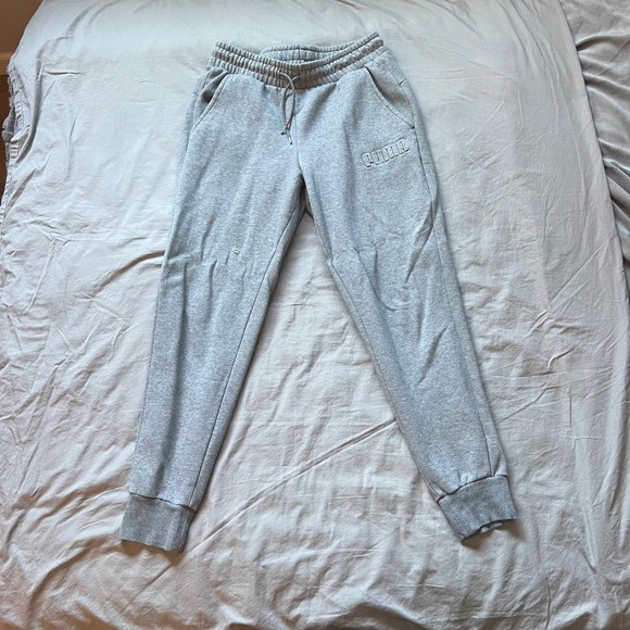 PUMA Jogger Sweatpants Mens Medium Gray Embossed Logo Gym Training Running - Picture 1 of 14